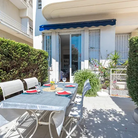 Promenade Des 2 Bdr Large Terrace Apartman *