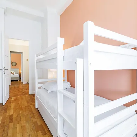 Promenade Des 2 Bdr Large Terrace Apartman