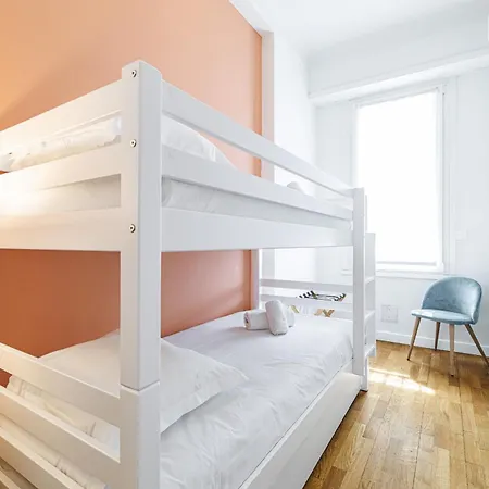 Promenade Des 2 Bdr Large Terrace Apartman *